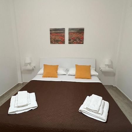 Trentuno Mondello Apartments Bagian luar foto