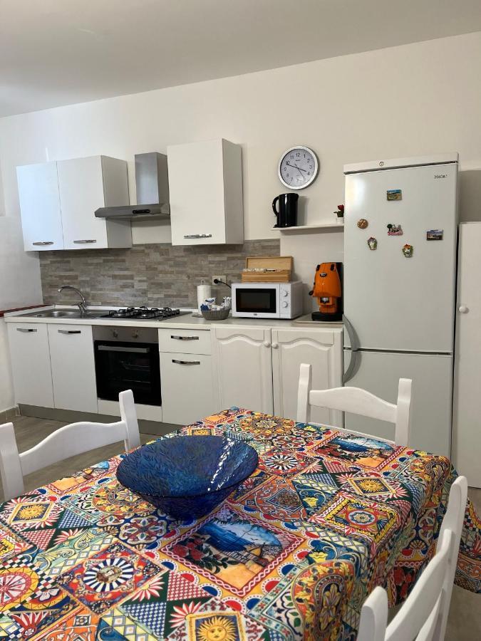 Trentuno Mondello Apartments Bagian luar foto
