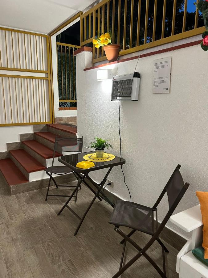 Trentuno Mondello Apartments Bagian luar foto